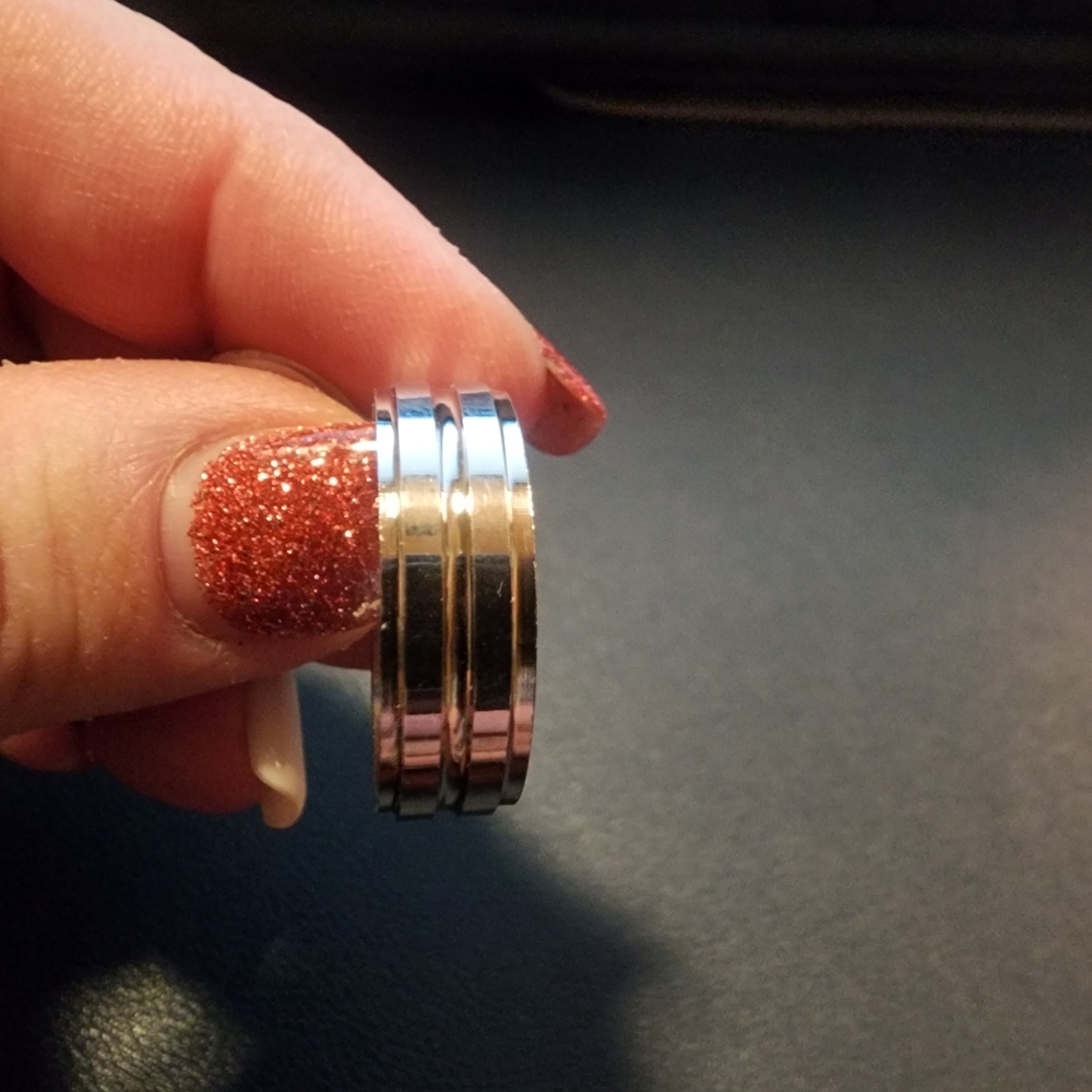 FASHION RINGS STAINLESS STEEL RAISED DOUBLE BAND - Picture 3 of 6